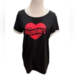 LuLaRoe Liv Graphic T-shirt Happy Valentine’s Day Size Medium